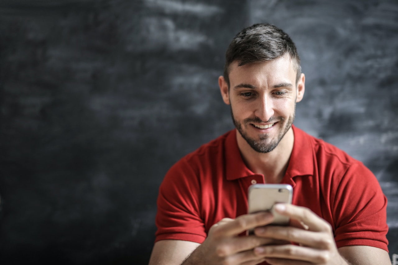 comment rendre un homme heureux par sms